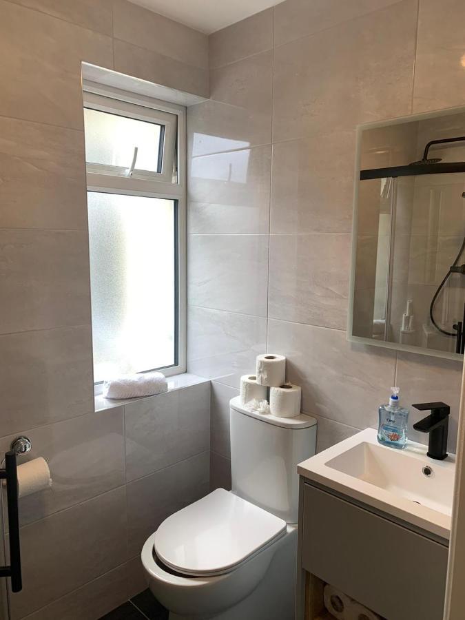 Eyre Square Lane Budget Rooms Galway Dış mekan fotoğraf